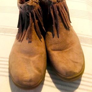 Steve Madden moccasins boots ( girls)